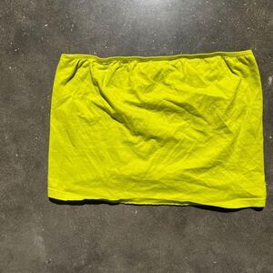 Motel Women's Green and Yellow Crop-top